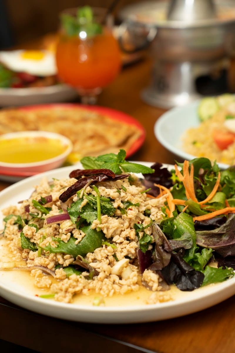 Pakaoma Thai-Lao Diner